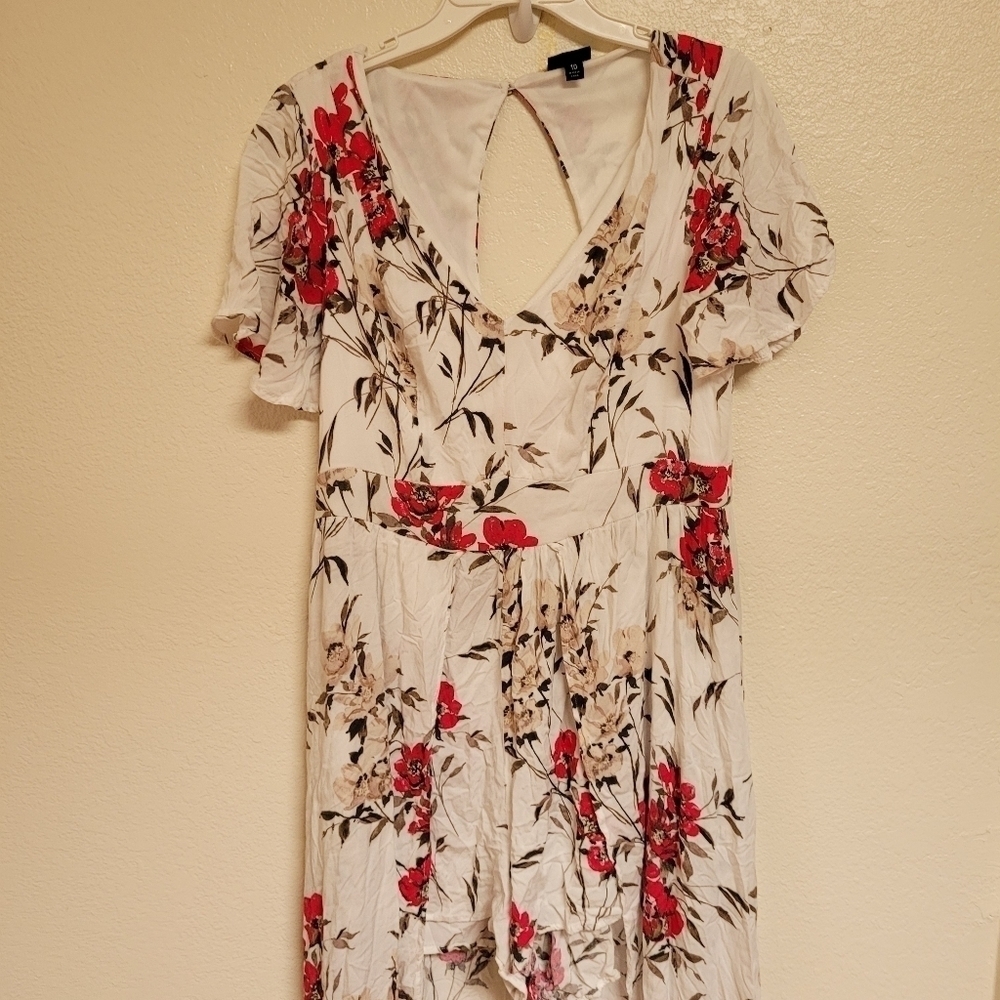 Torrid White Floral Challis Overskirt Romper - Picture 4 of 5